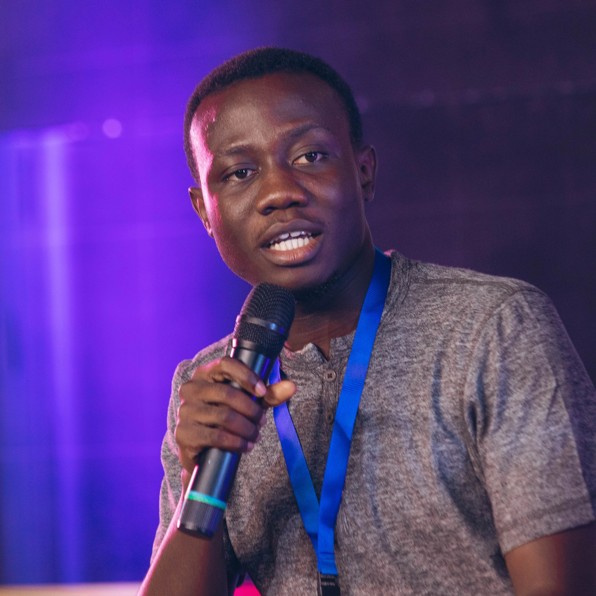 Victory Mokuolu at an event